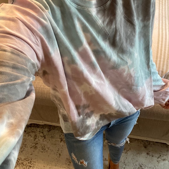 Last๐Soft gray Mist top - Picture 5 of 8